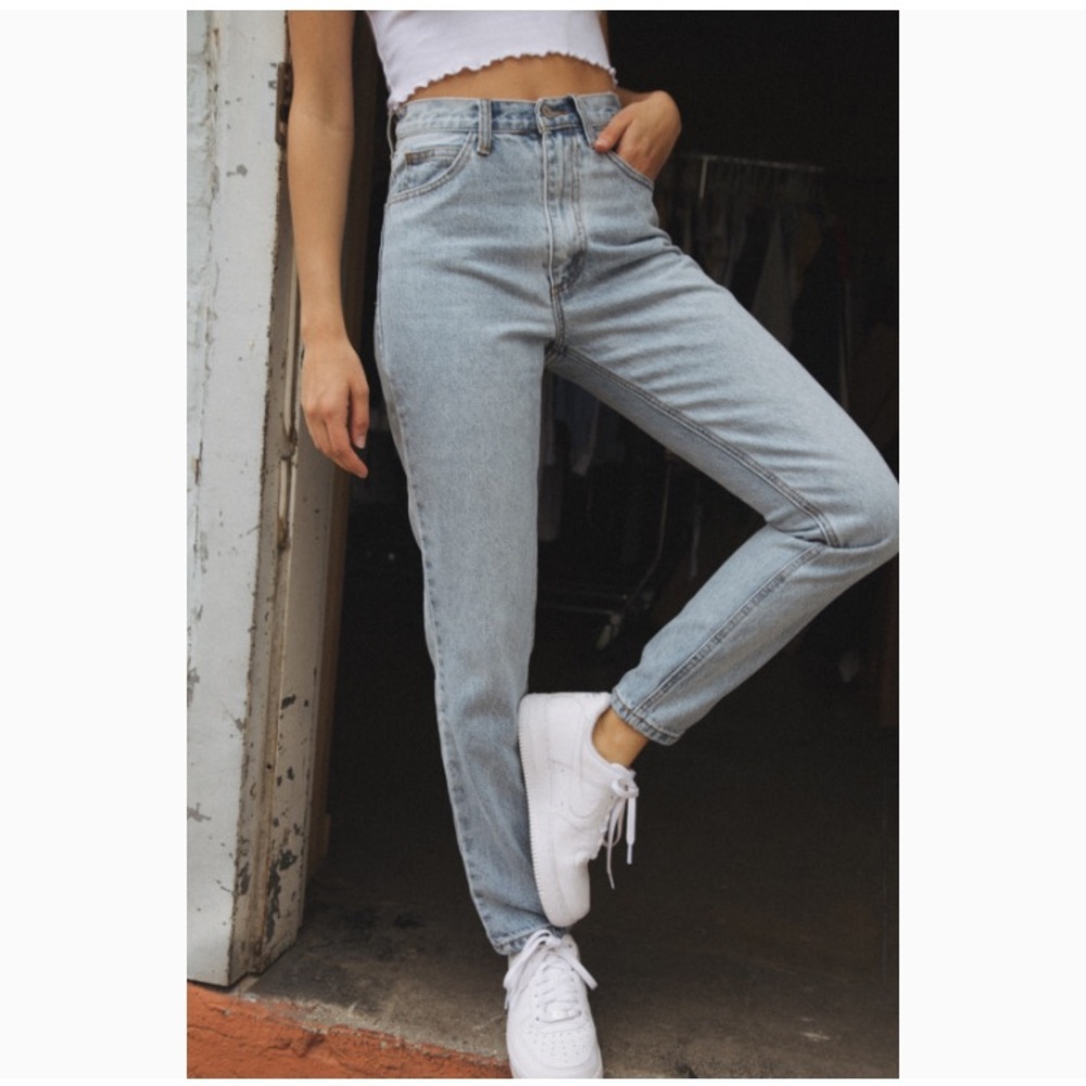 Brandy Melville Jane Mom Jeans